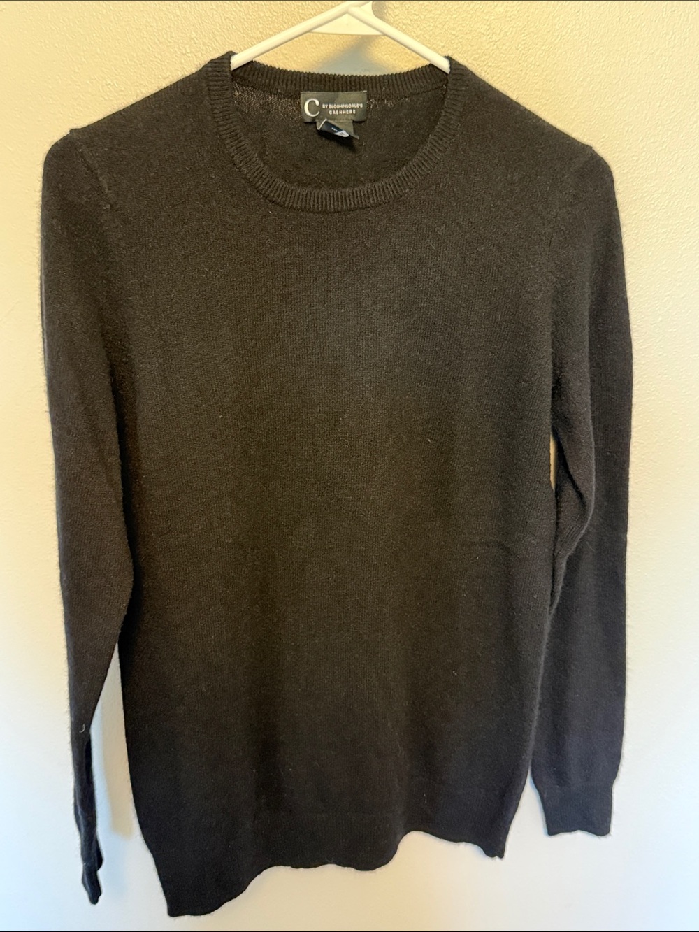 C by Bloomingdale’s Black Size Medium 100% Cashmere Crewneck Sweater